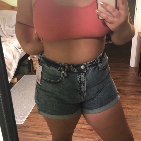 Target High Rise Jean Shorts - Picture 2 of 6